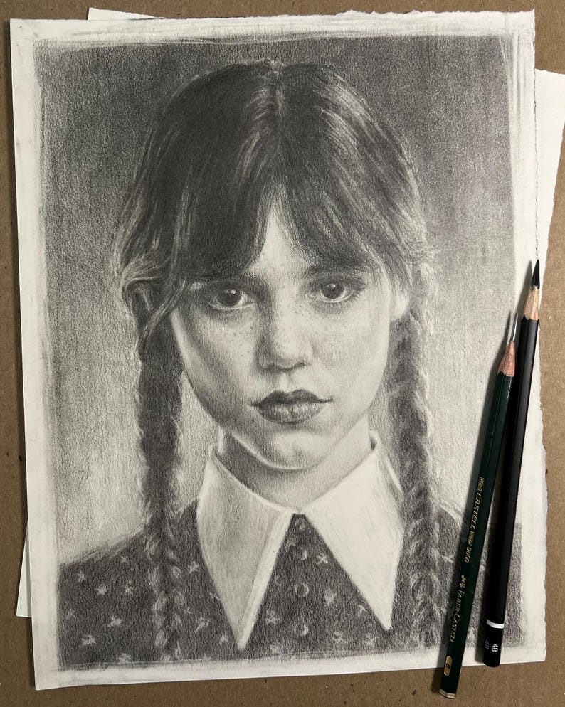 Hand-Drawn Portrait from Photo, Custom Pencil Sketch, Personalized Drawing, Realistic Art Commission, Unique Gift idea for Loved One